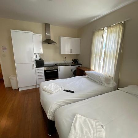 Contractors Guest House High Wycombe Ngoại thất bức ảnh