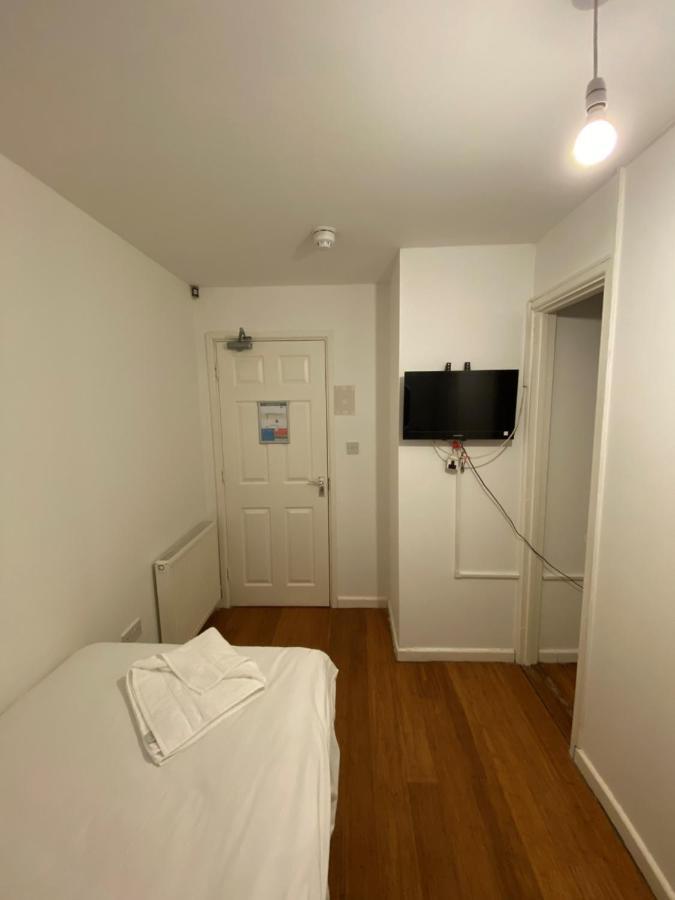 Contractors Guest House High Wycombe Ngoại thất bức ảnh