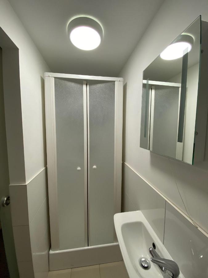Contractors Guest House High Wycombe Ngoại thất bức ảnh